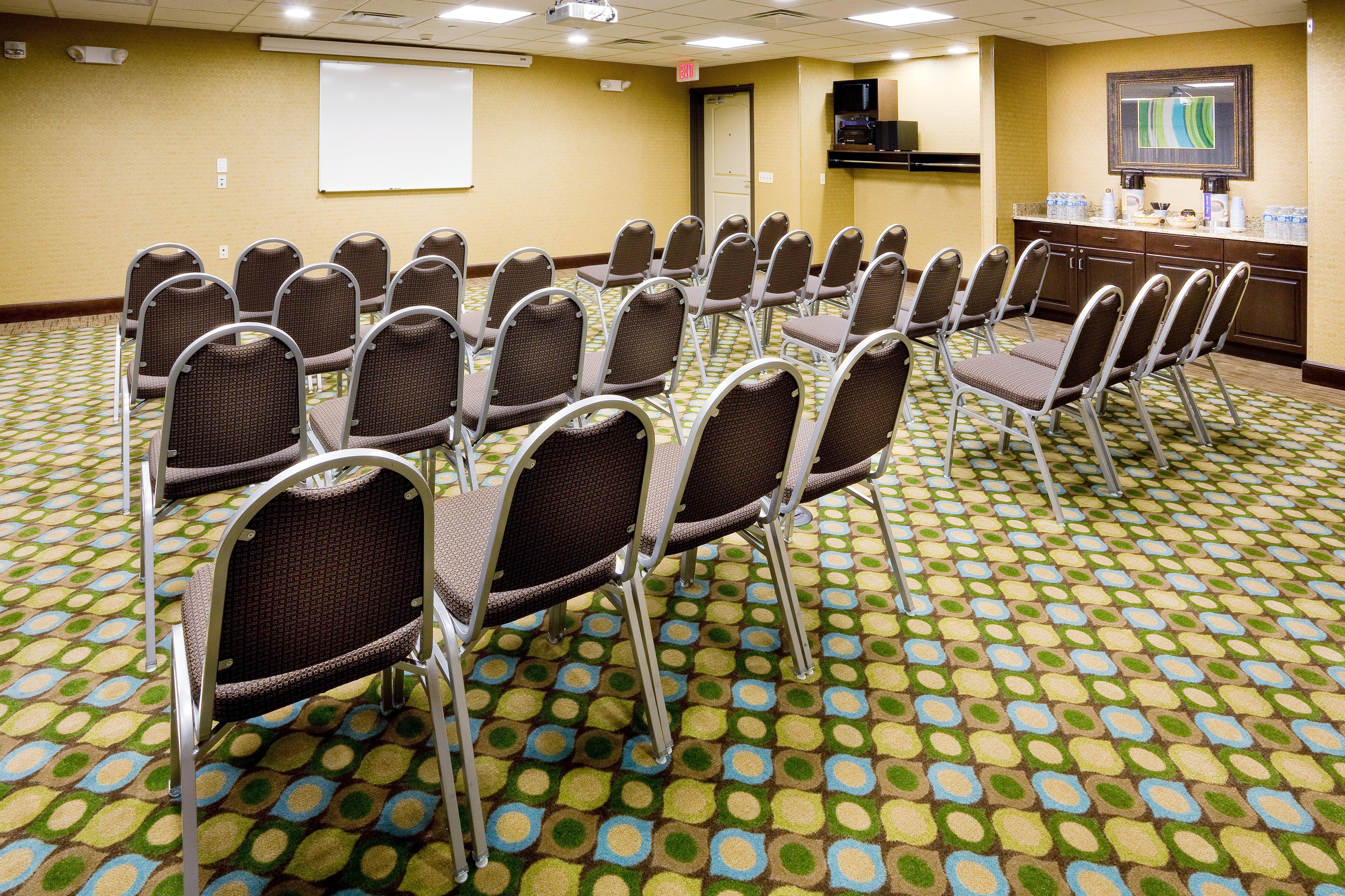 Holiday Inn Express And Suites Limerick - Pottstown By Ihg Exterior photo